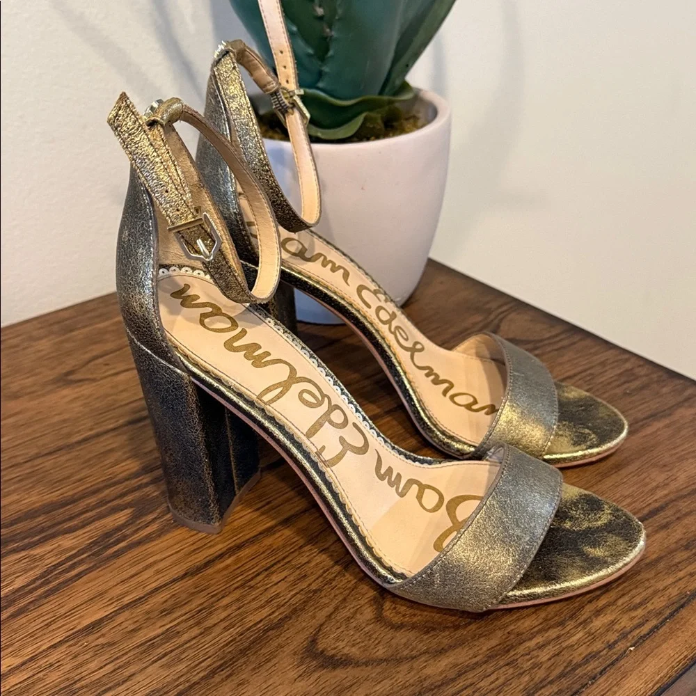 Sam Edelman Yaro‎ Distressed Gold Metallic Block Heel Size 7